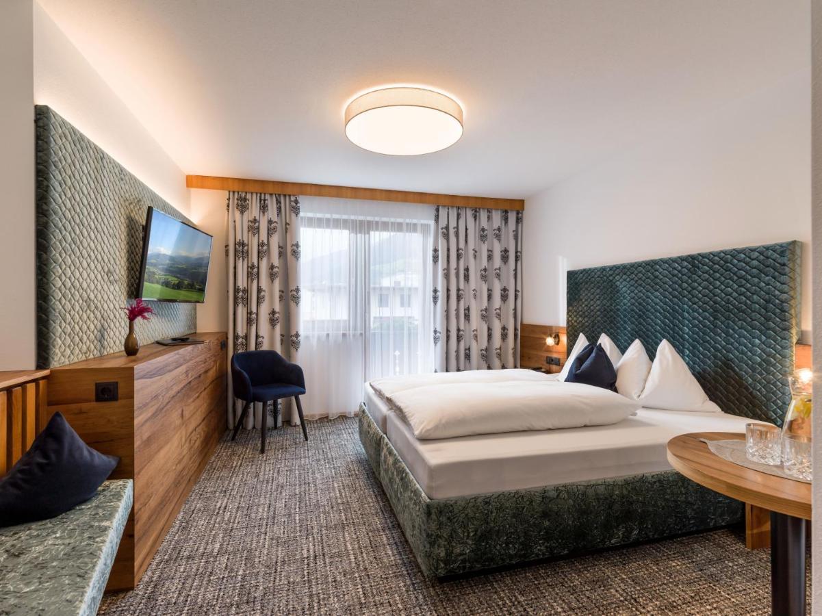 Hotel Landhaus Zillertal Fügen Exteriér fotografie