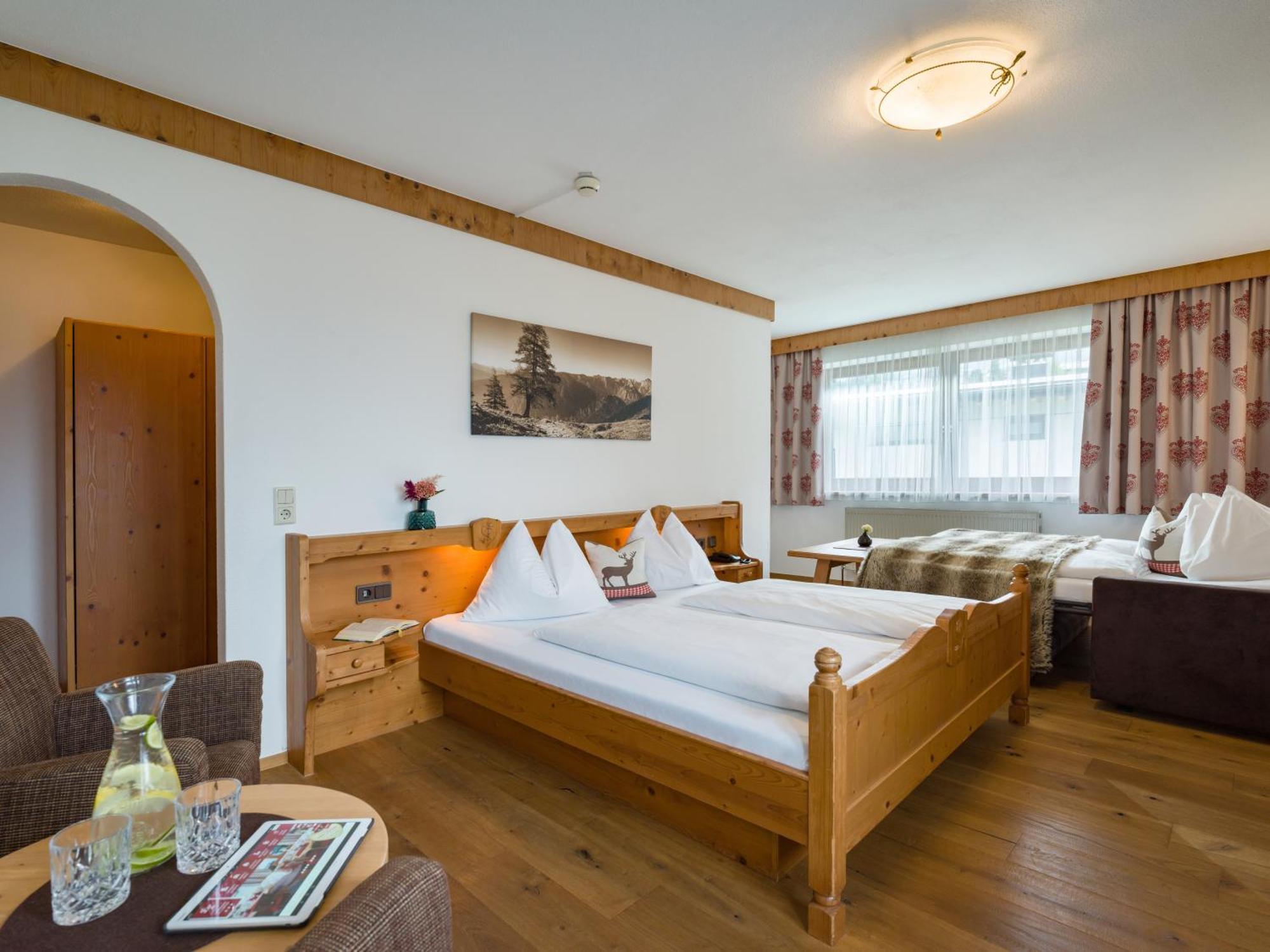 Hotel Landhaus Zillertal Fügen Exteriér fotografie