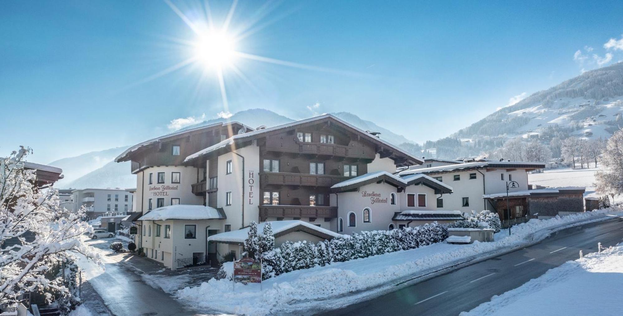 Hotel Landhaus Zillertal Fügen Exteriér fotografie