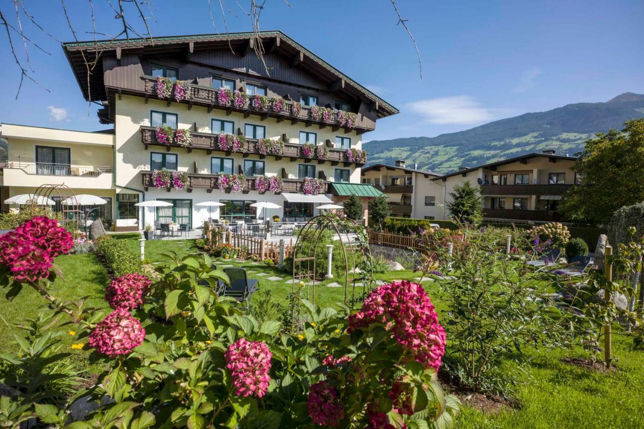 Hotel Landhaus Zillertal Fügen Exteriér fotografie